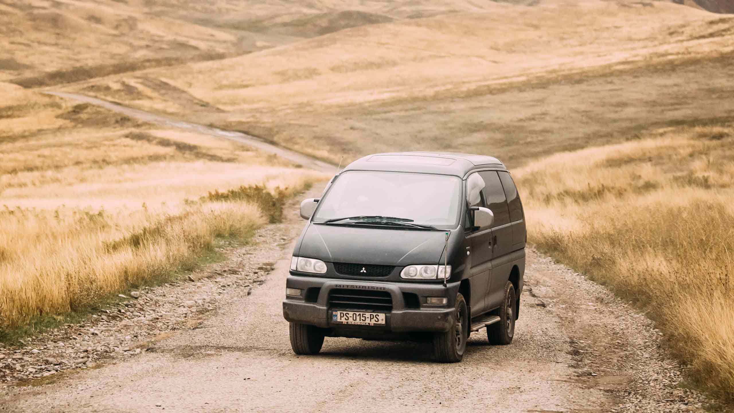 Mitsubishi Delica 4th Gen Imported