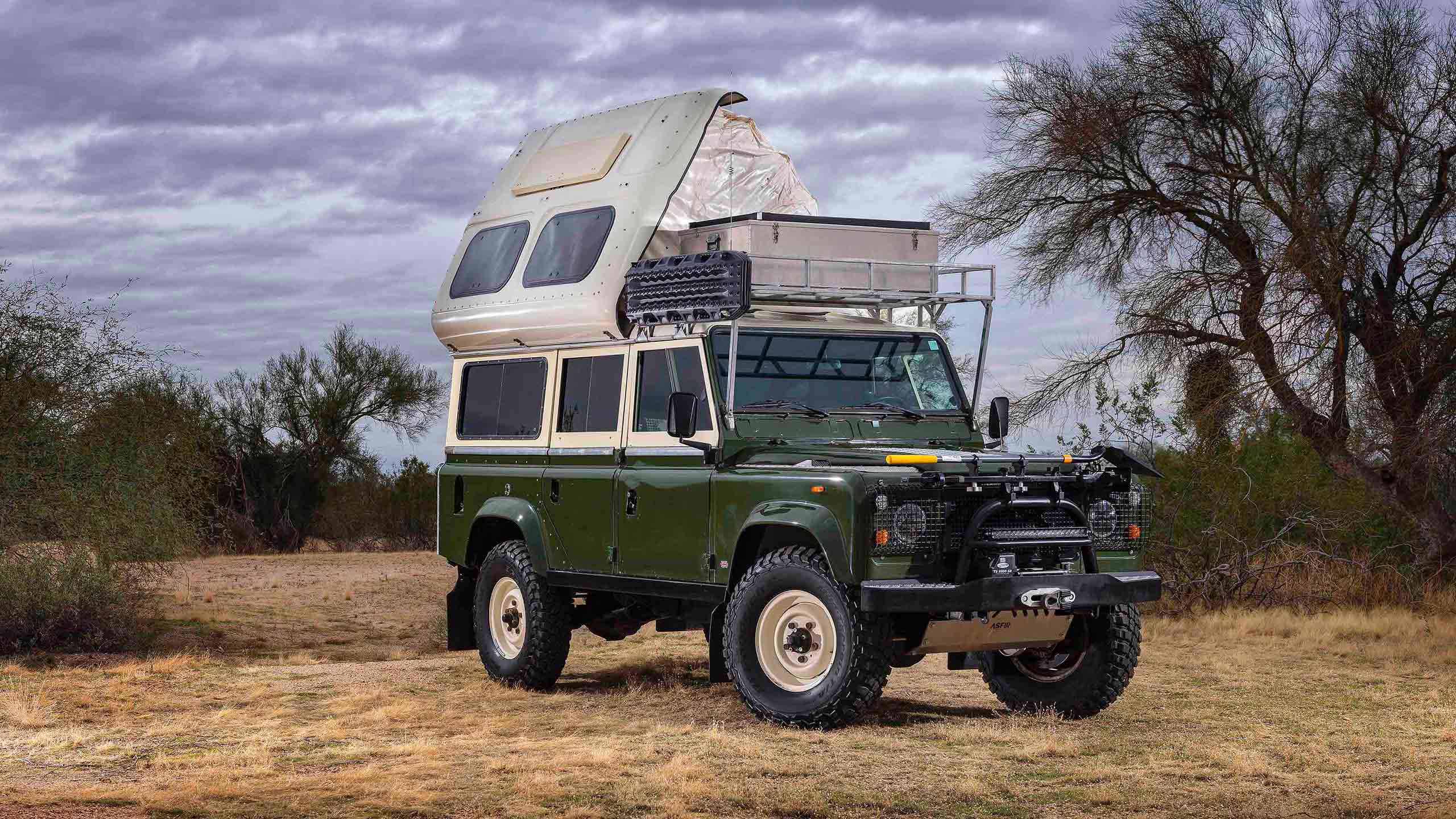 1984-Land-Rover-Defender-110-