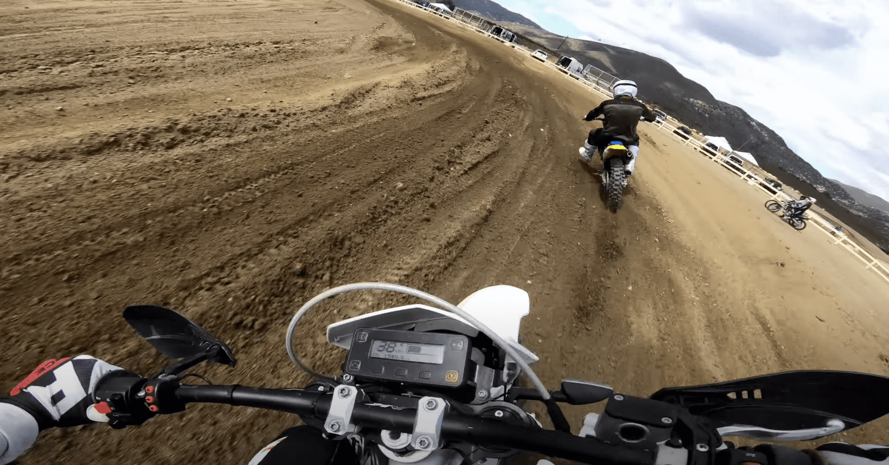 alta motors redshift electric dirt bike ridden by jeff walker