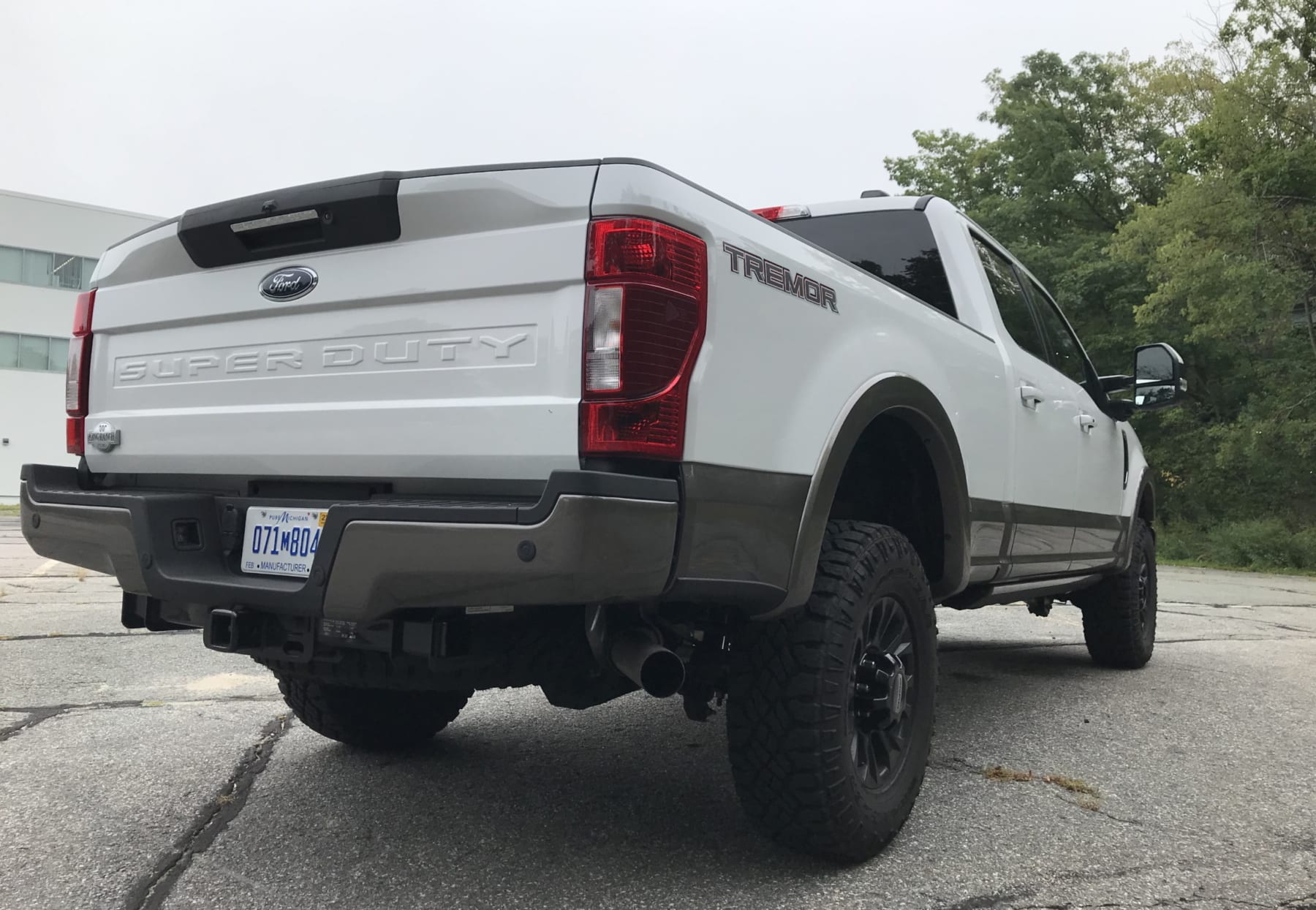 2020 ford f-250 tremor rear side