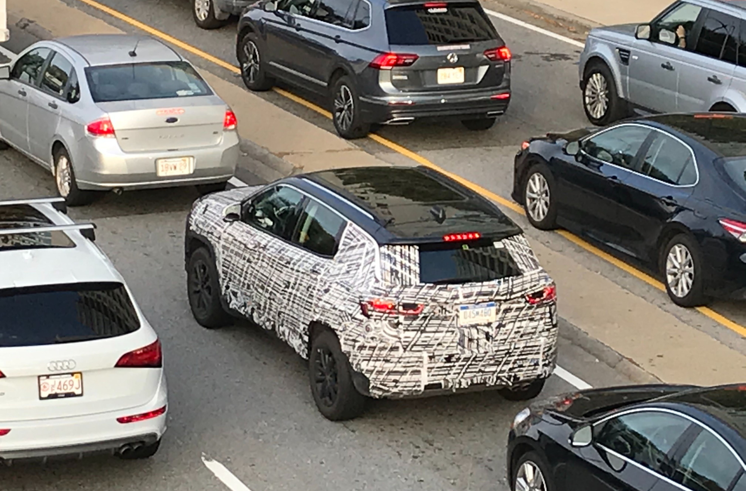 2022 jeep compass spy shot