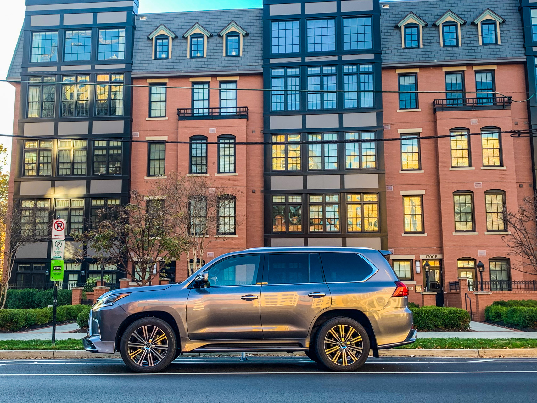 2020 Lexus LX 570