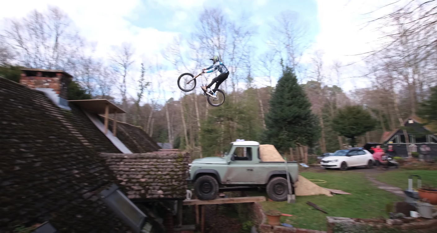 Land Rover Defender use as MTB ramp
