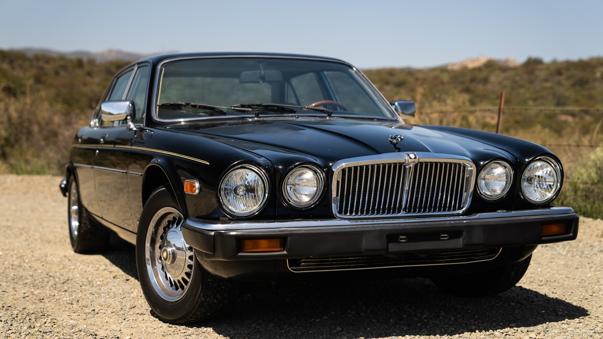 1986 Jaguar XJ6 front