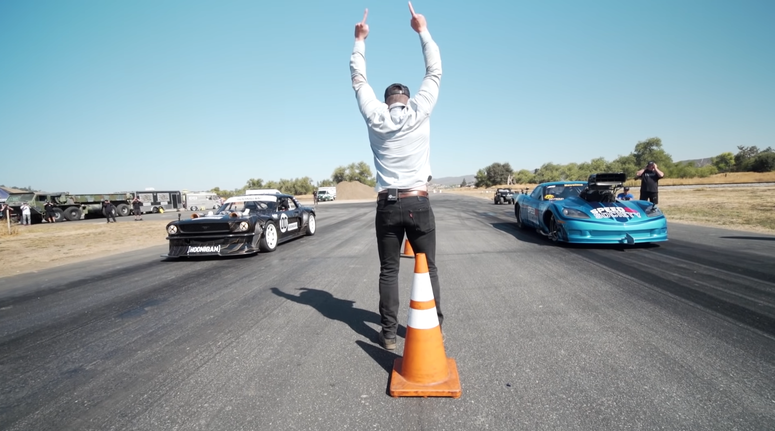 Hoonicorn vs the World 2