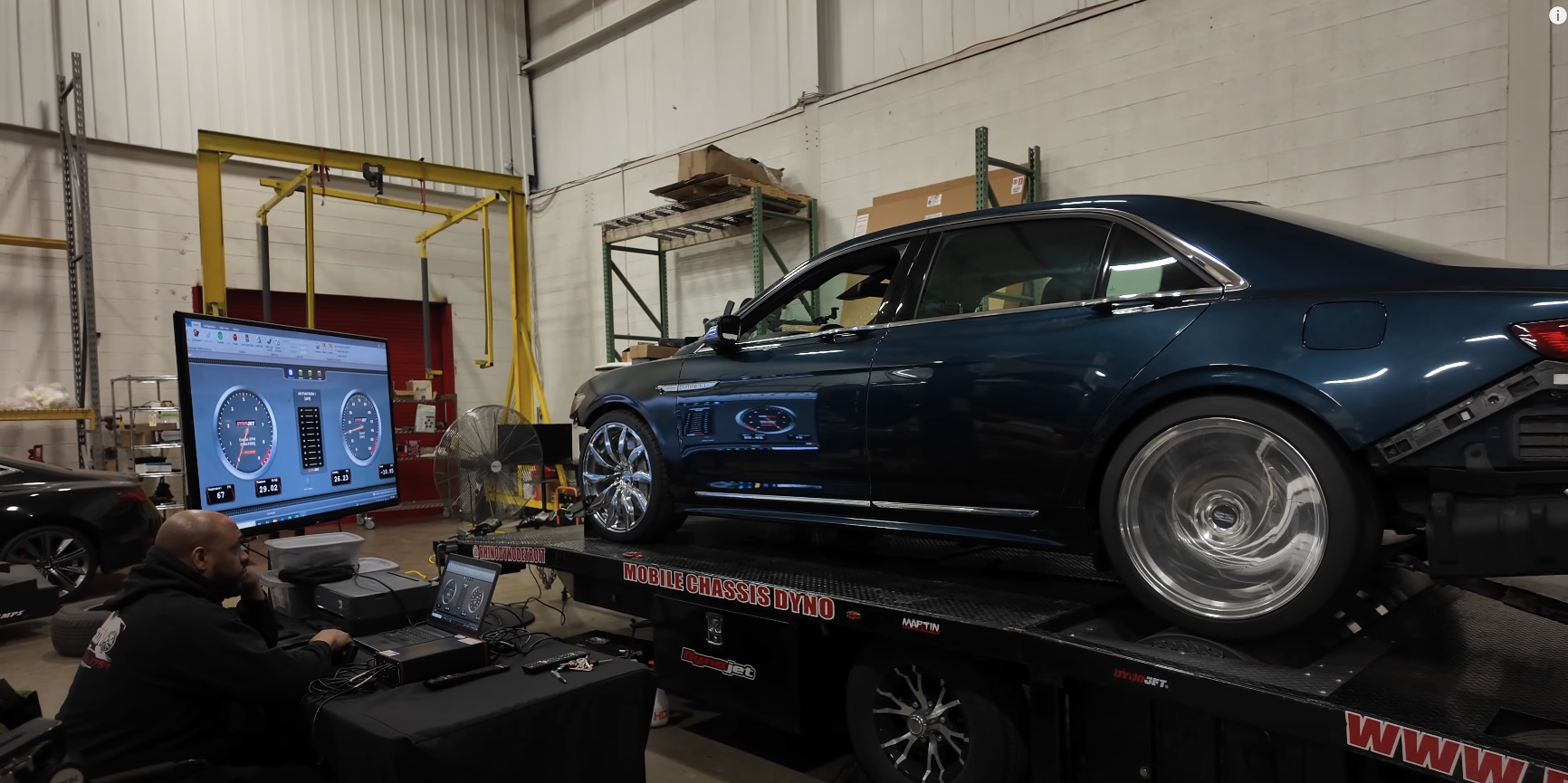 V10-swapped Lincoln Continental on the Dyno